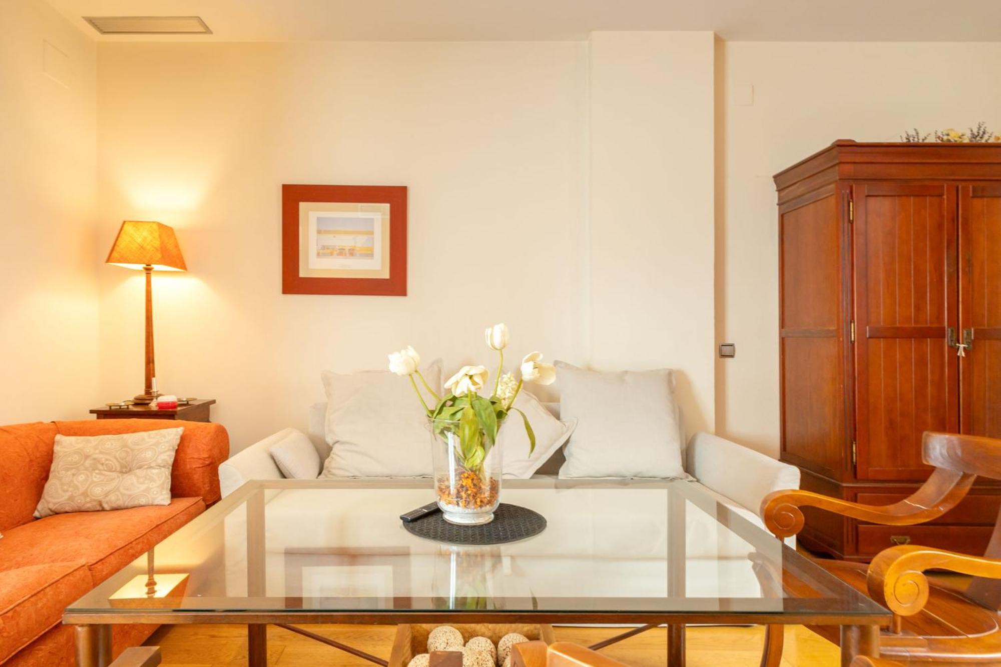 La Maestranza Charming One Or Two Bedrooms Apartments By Ocityzen Seville Exterior photo