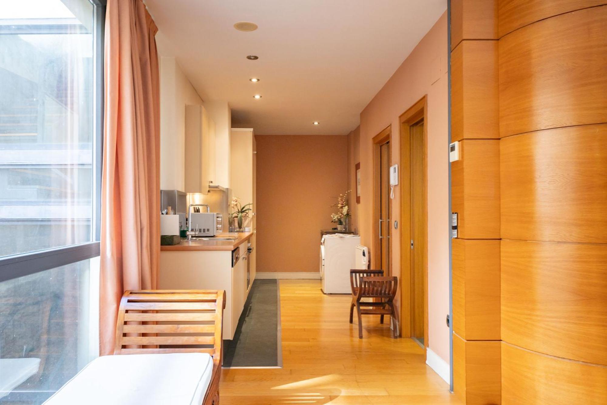La Maestranza Charming One Or Two Bedrooms Apartments By Ocityzen Seville Exterior photo