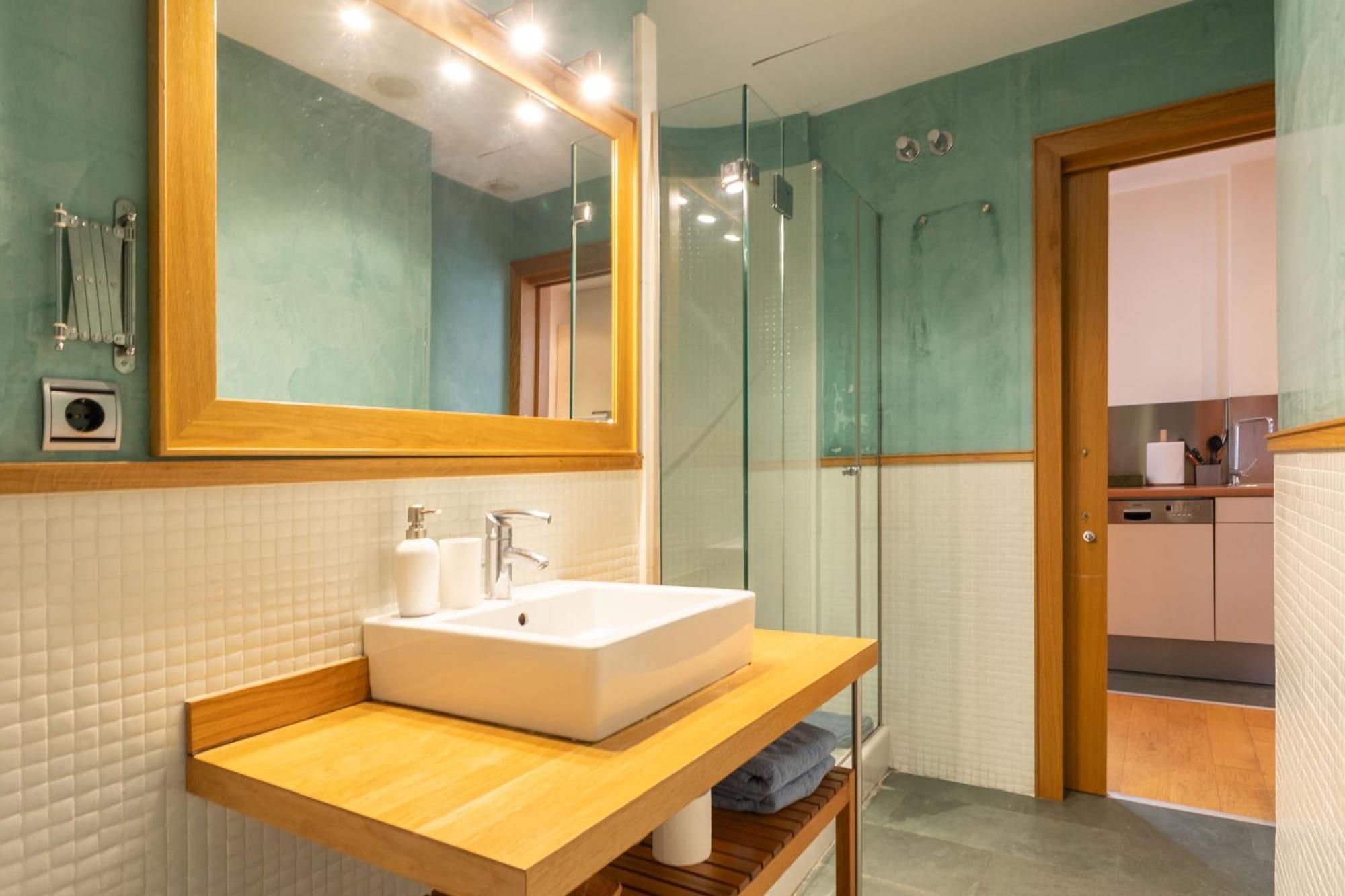 La Maestranza Charming One Or Two Bedrooms Apartments By Ocityzen Seville Exterior photo