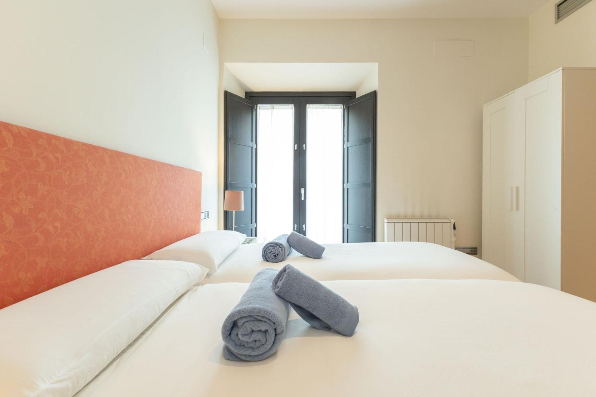 La Maestranza Charming One Or Two Bedrooms Apartments By Ocityzen Seville Exterior photo