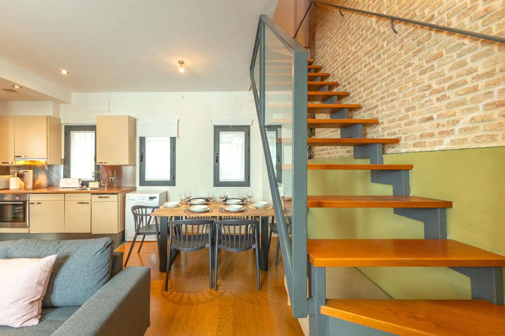 La Maestranza Charming One Or Two Bedrooms Apartments By Ocityzen Seville Exterior photo