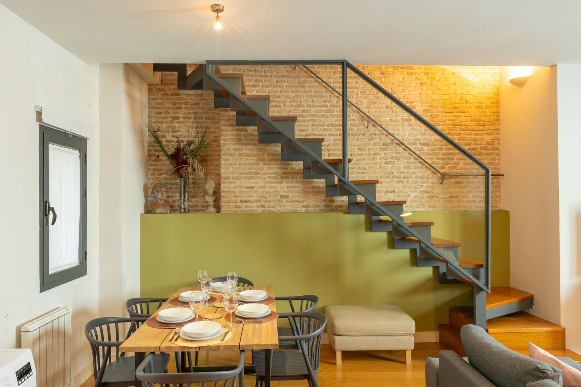 La Maestranza Charming One Or Two Bedrooms Apartments By Ocityzen Seville Exterior photo