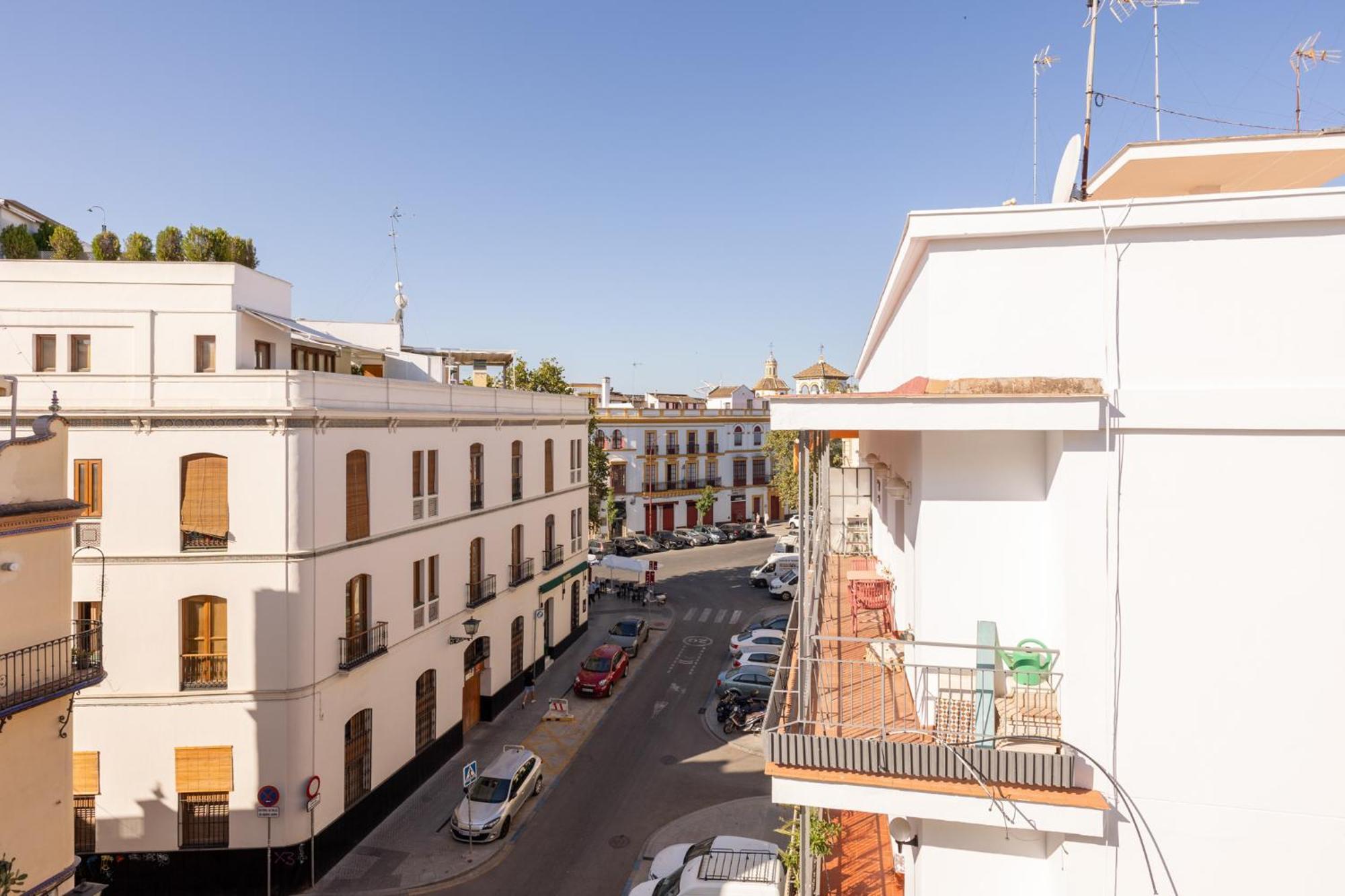 La Maestranza Charming One Or Two Bedrooms Apartments By Ocityzen Seville Exterior photo
